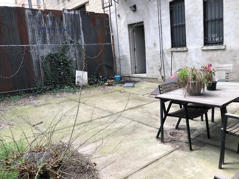 More Photos Of 257 3rd Ave, Brooklyn Apartments For Lease