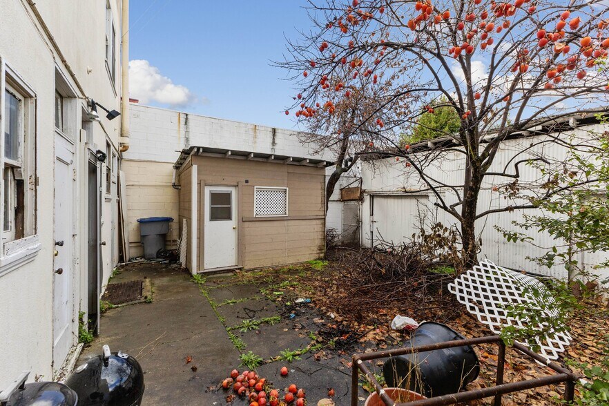 More Photos Of 421 E Santa Clara St, San Jose Storefront Retail Office For Sale