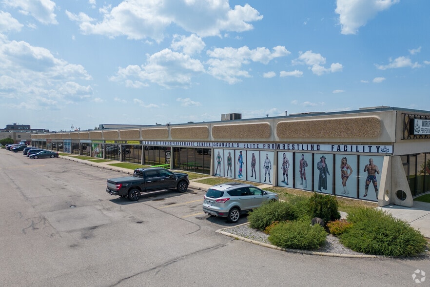 More Photos Of 2015 32nd Ave NE, Calgary Light Distribution For Lease