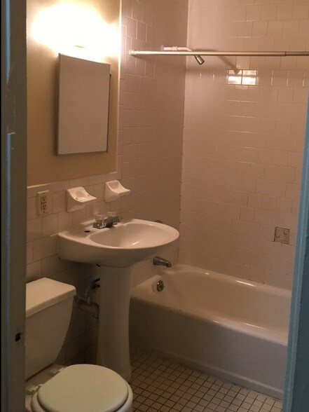 More Photos Of 25 Post St, Yonkers Apartments For Sale