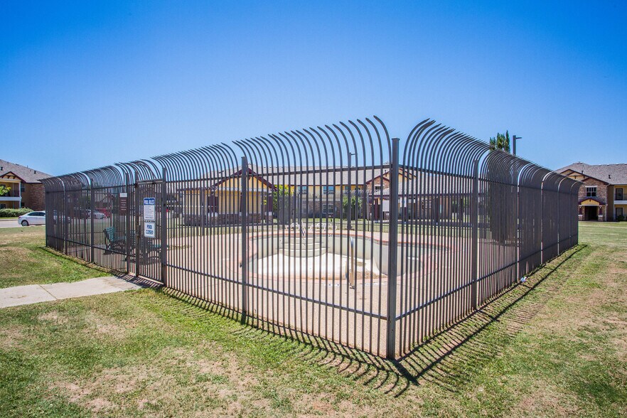 More Photos Of , Lubbock Multifamily For Sale