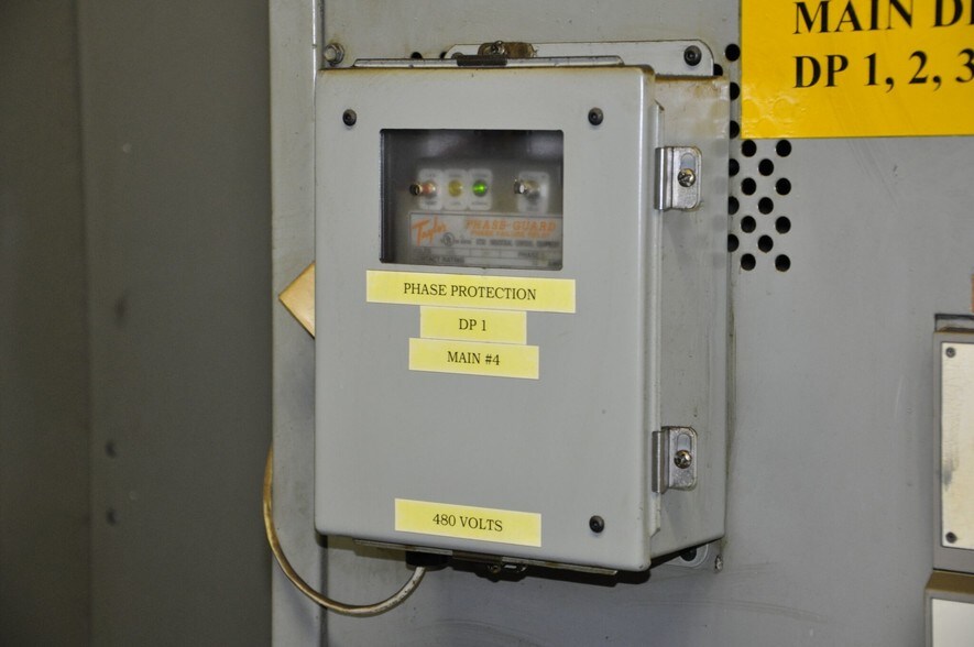 More Photos Of 2903 Lee Ave, Sanford Manufacturing For Sale