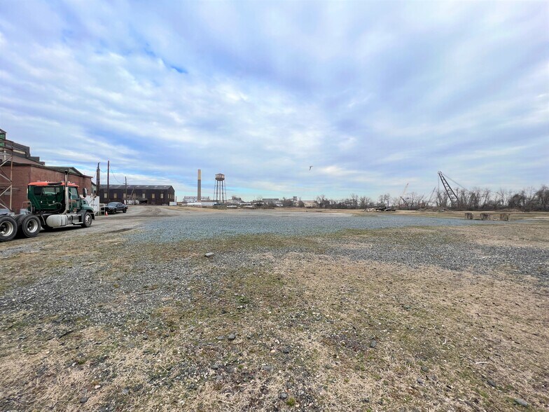 More Photos Of 5501 Pennington Ave, Baltimore Land For Sale