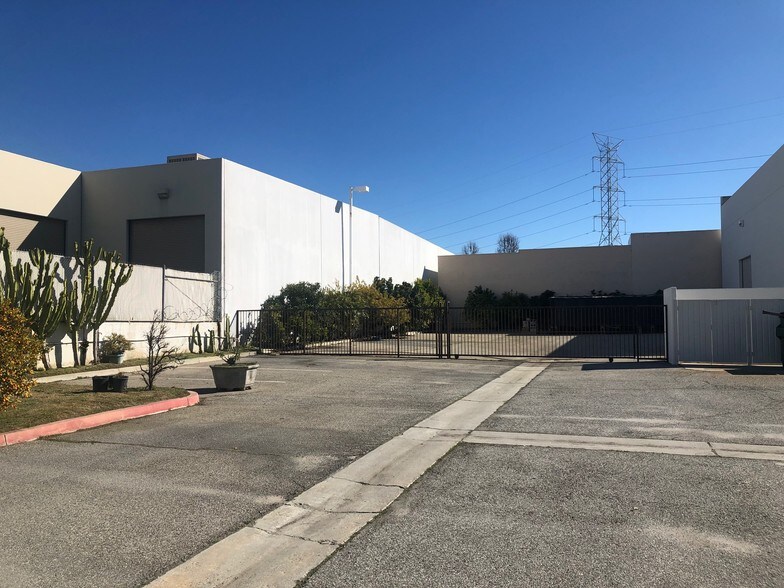 More Photos Of 4517 Littlejohn St, Baldwin Park Warehouse For Sale