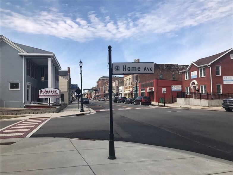 More Photos Of 201 E Jefferson St, Franklin Loft Creative Space For Lease