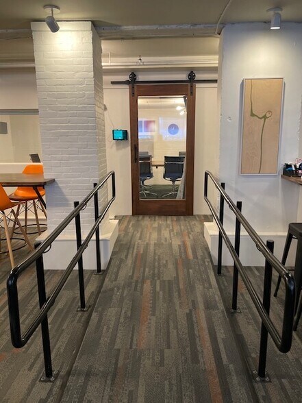 More Photos Of 189-191 Main St, Gloucester Storefront Retail Office For Sale