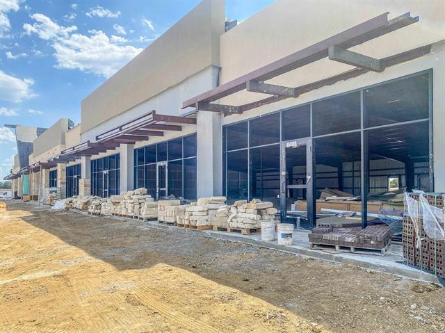 More Photos Of 1016 Calton Rd, Laredo Storefront For Lease