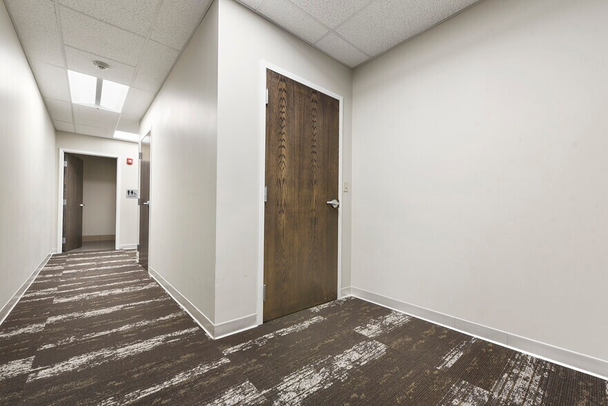 More Photos Of Corner of N Sheridan & Broad Street, Pittsburgh Office For Sale