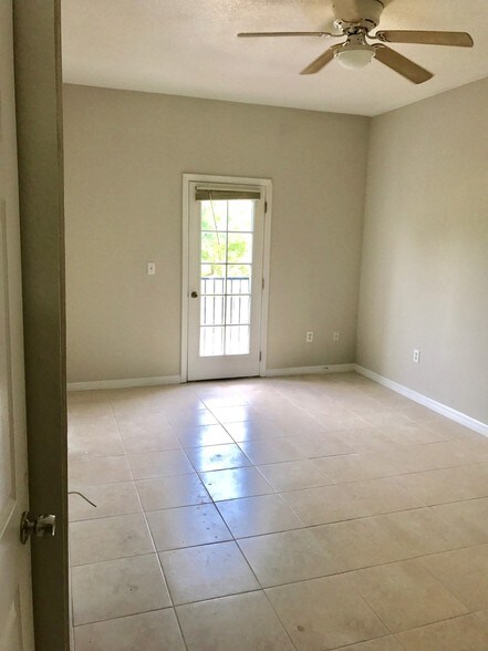 More Photos Of 1800 Bassinger St, Kissimmee Apartments For Sale