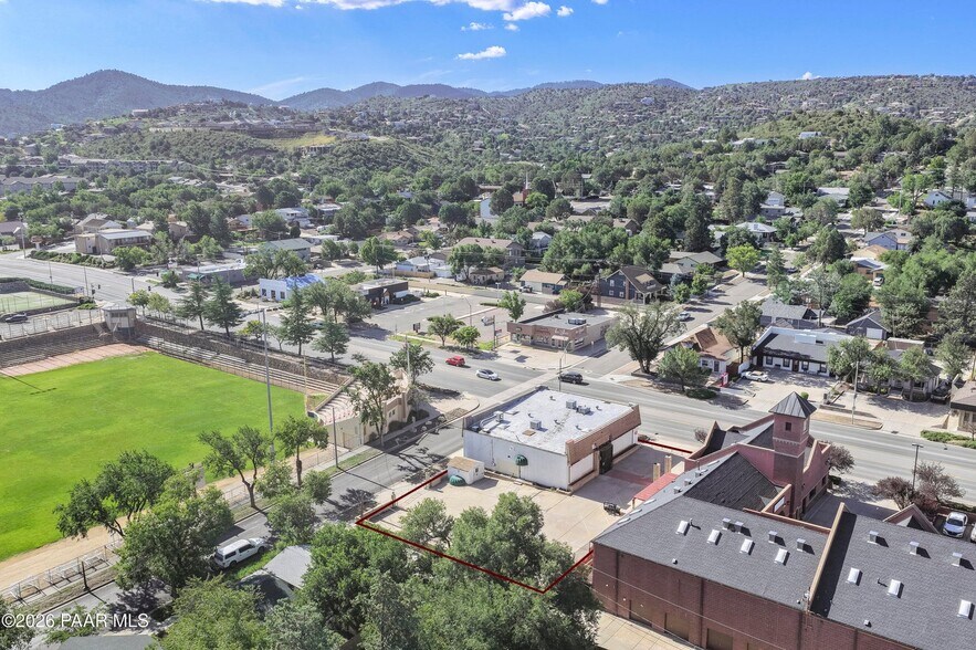 More Photos Of 620 E Gurley St, Prescott Restaurant For Sale