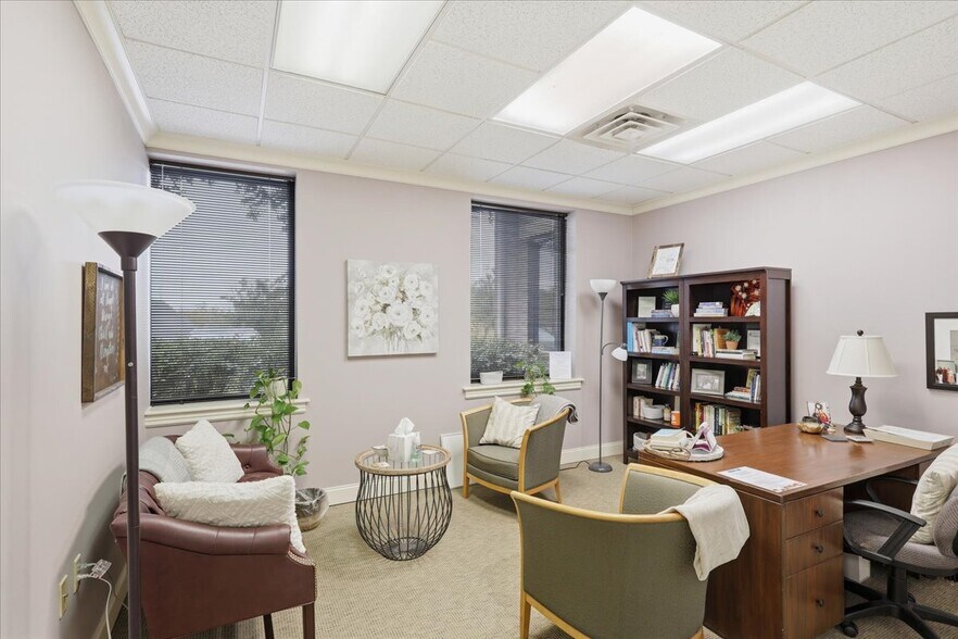 More Photos Of 8862 Cedar Springs Ln, Knoxville Office For Lease