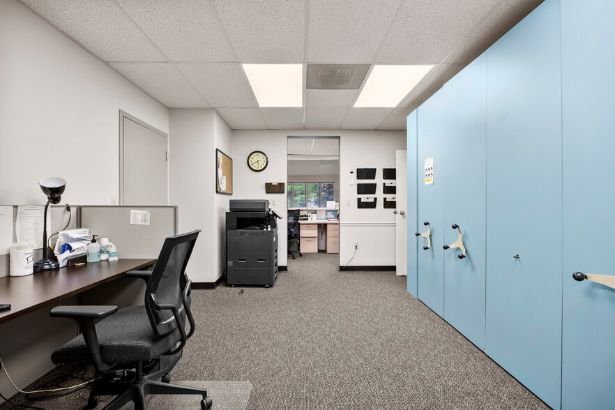 More Photos Of 2 Chelsea Pl, Clifton Park Medical For Sale