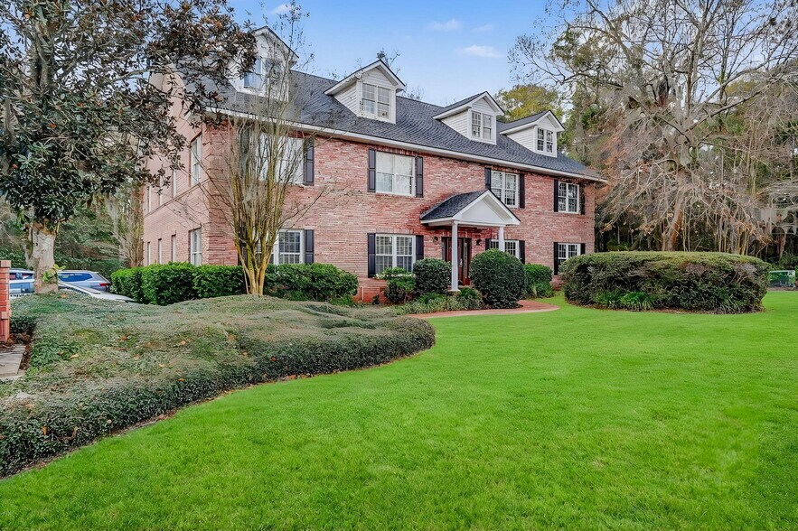 More Photos Of 125 Park of Commerce Dr, Savannah Office For Sale