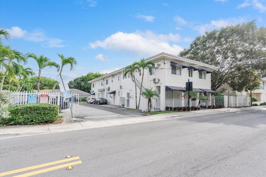 Primary Photo Of 6647 SW 59th Pl, Miami Apartments For Sale
