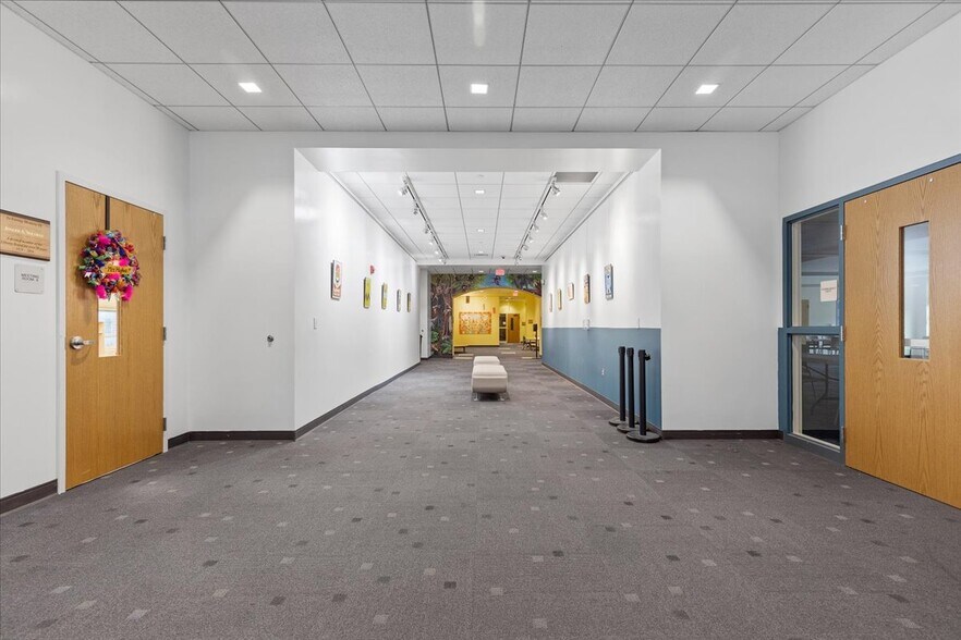 More Photos Of 35 N Jefferson Ave, Canonsburg Coworking Space