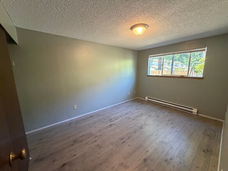 More Photos Of 3690 Jackson Ave SE, Port Orchard Apartments For Sale