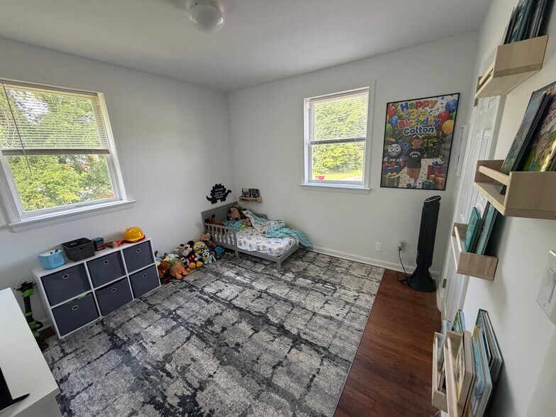 More Photos Of 3326 Forge Hill Rd, Street General Retail For Sale