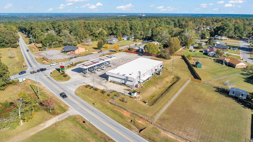 More Photos Of 1680 Brown Rd, Hephzibah Service Station For Lease