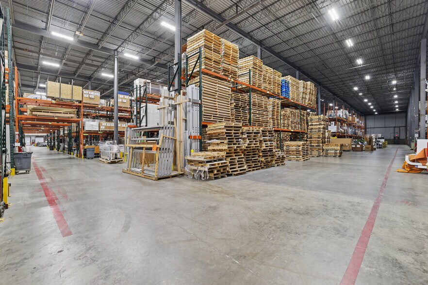 More Photos Of 90 Commerce Way, Woburn Unknown For Lease