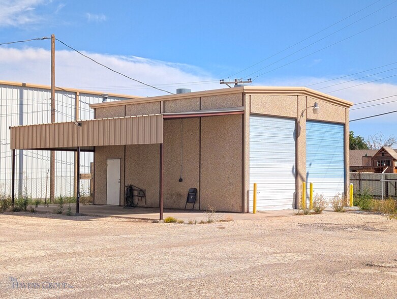 More Photos Of 3339 Kermit Hwy, Odessa Warehouse For Lease