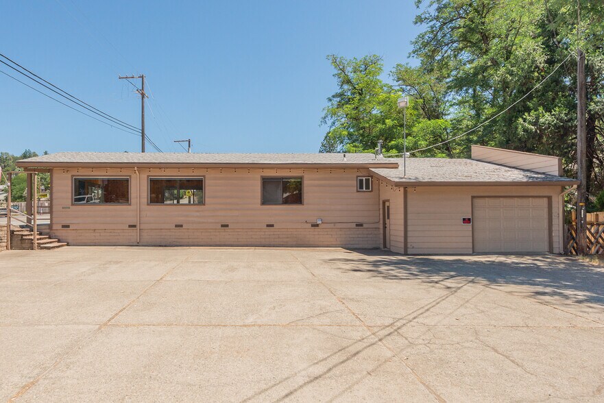 More Photos Of 30890 CA-3, Weaverville Office For Sale