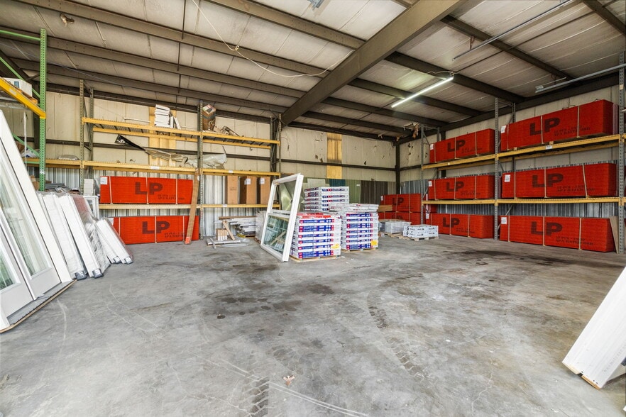 More Photos Of 728 N Main St, Emporia Auto Repair For Sale
