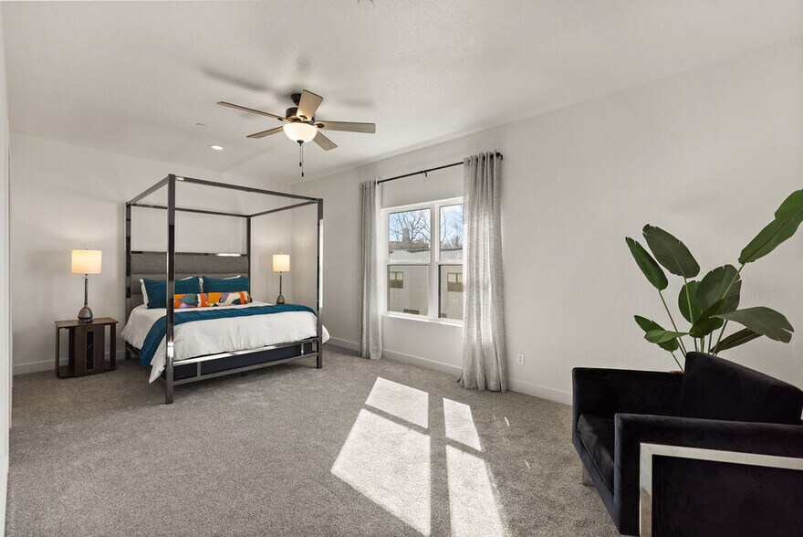 More Photos Of 201 S 8th St, Quincy Apartments For Sale