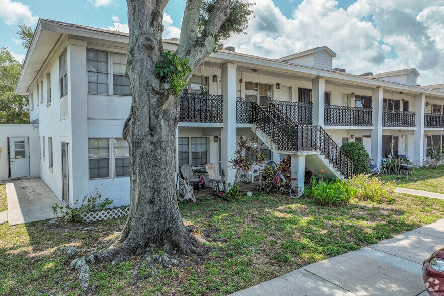 More Photos Of 2566 Harn BLVD, Clearwater Apartments For Sale