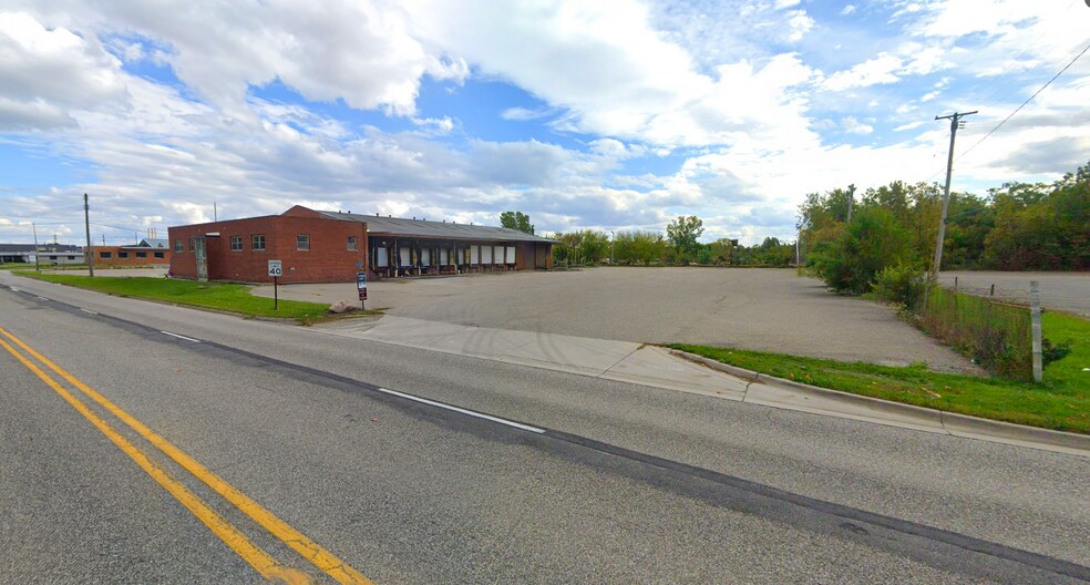 Primary Photo Of 3333 W Saint Joseph St, Lansing Truck Terminal For Lease