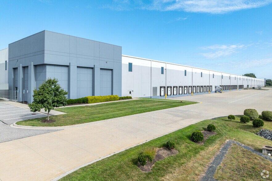 More Photos Of 610 Chelsea Rd, Aberdeen Warehouse For Lease