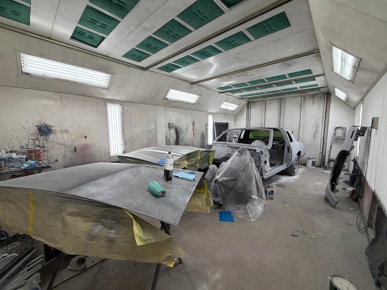 More Photos Of 6911 GA-72, Colbert Specialty For Sale