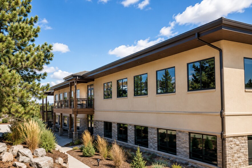 More Photos Of 910 Pinon Ranch Vw, Colorado Springs Office For Lease