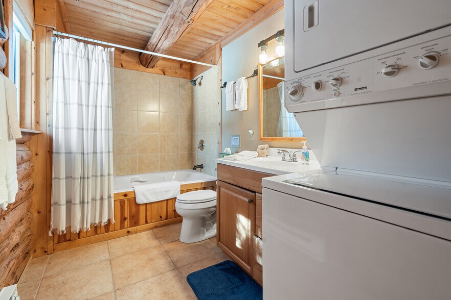 More Photos Of 1845 Hodgson Rd, Whitefish Hotel For Sale