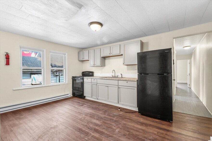 More Photos Of 277 E Spring St, Nanticoke Multifamily For Sale