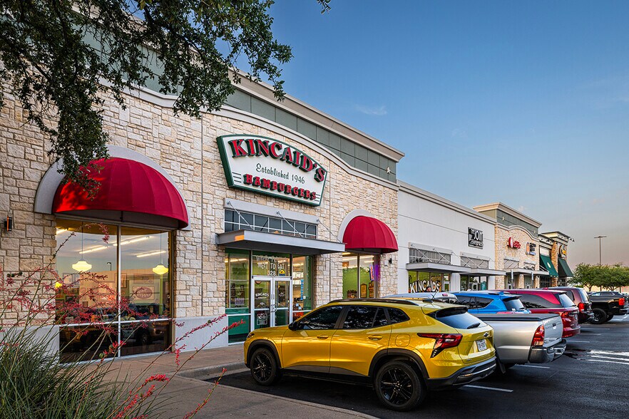 More Photos Of 5000 S Hulen St, Fort Worth Unknown For Lease