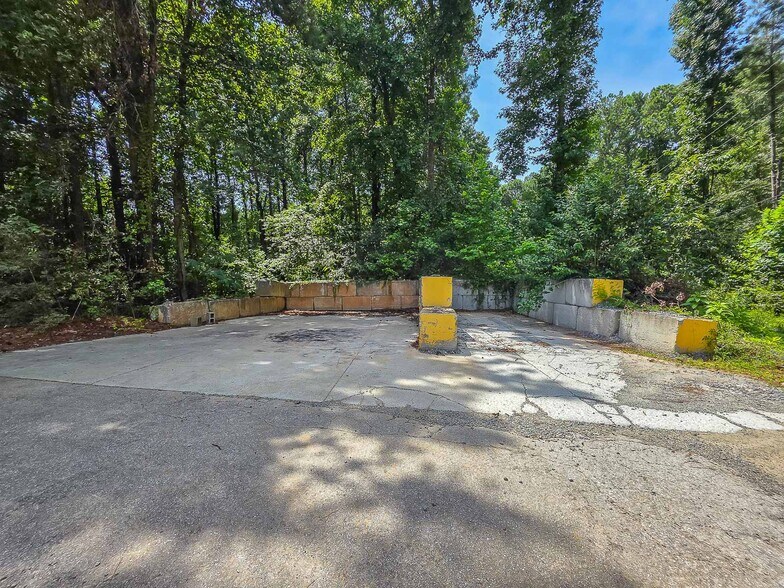 More Photos Of 3800 New McEver Rd, Acworth Warehouse For Lease