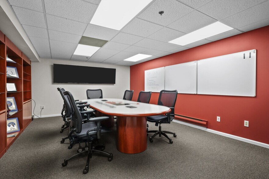 More Photos Of 105 Corporate Dr E, Langhorne Office For Sale