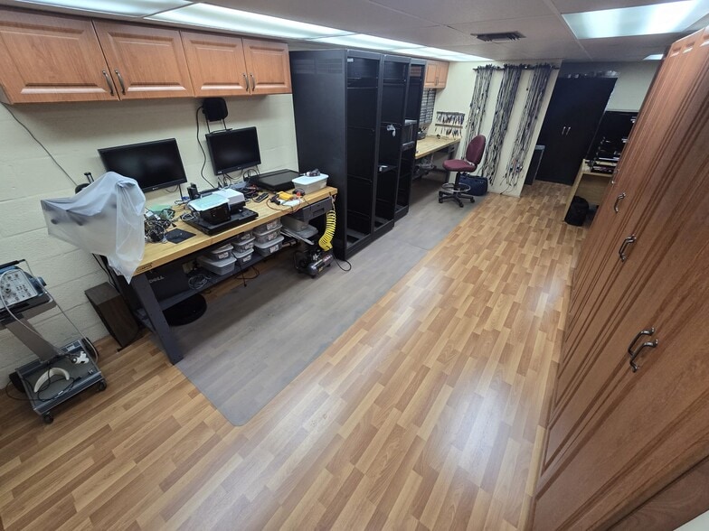 More Photos Of 1771 Blount Rd, Pompano Beach Warehouse For Sale