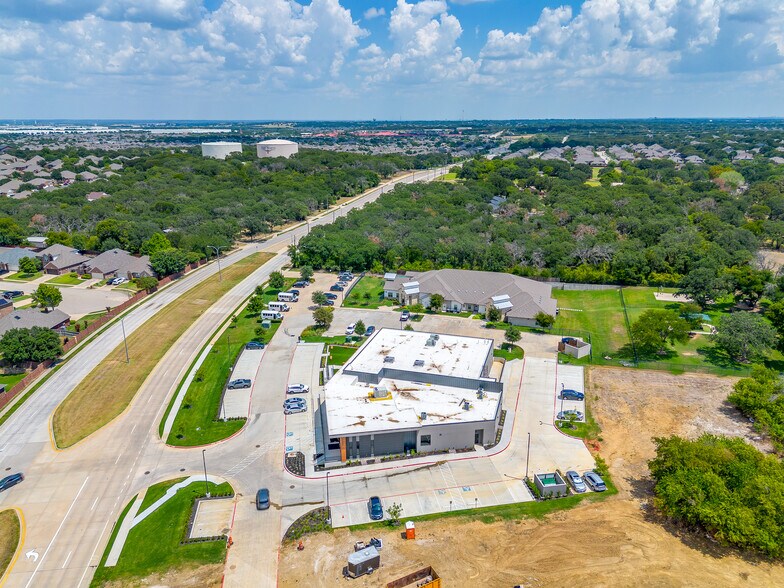 More Photos Of 12652 Timberland Blvd, Fort Worth Medical For Lease