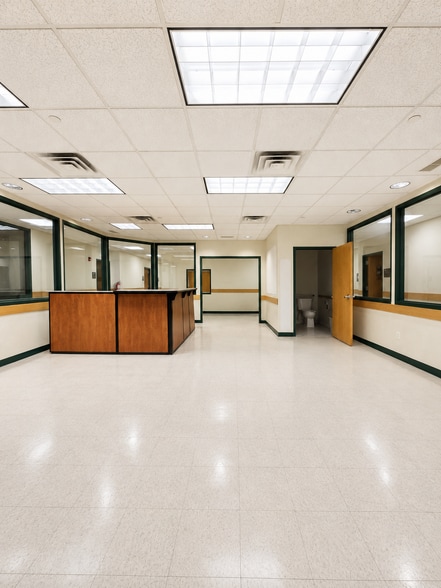 More Photos Of 8710 5th Ave, Brooklyn Medical For Lease