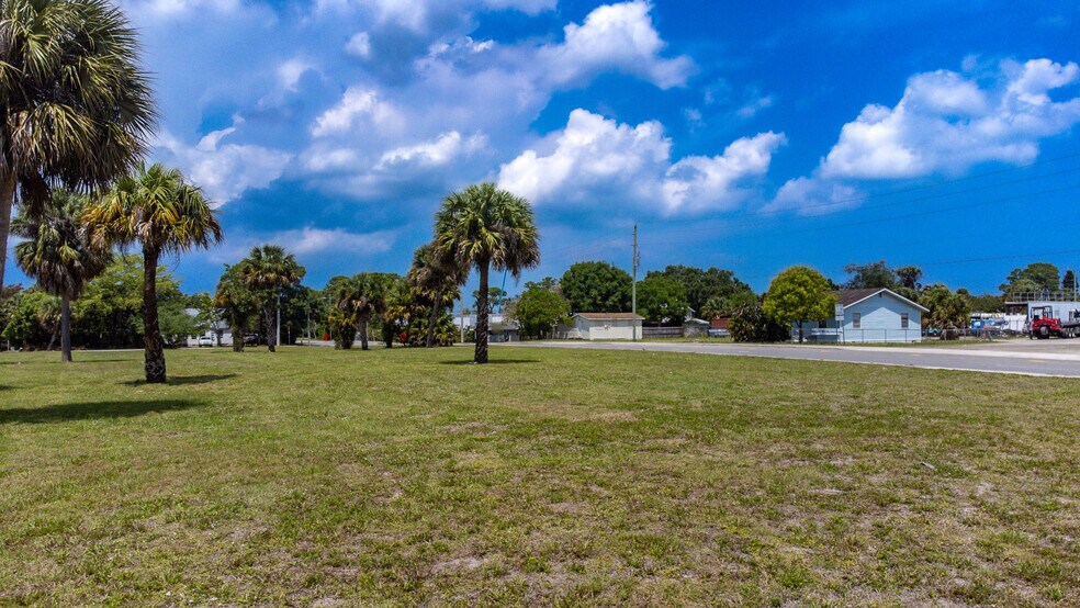 More Photos Of 4878 SE Commerce Ave, Stuart Land For Sale