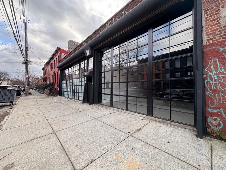Primary Photo Of 202 Van Dyke St, Brooklyn Light Manufacturing For Lease