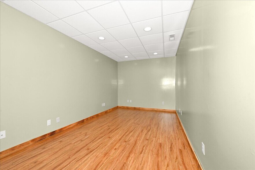 More Photos Of 7434 AL Highway 157, Cullman Office For Sale