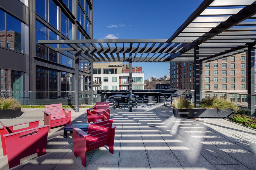 More Photos Of 601 11th Ave N, Nashville Office For Lease