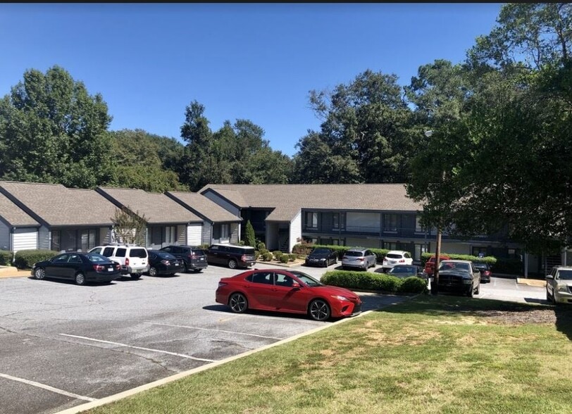 Primary Photo Of 3228 University Ave, Columbus Office For Lease