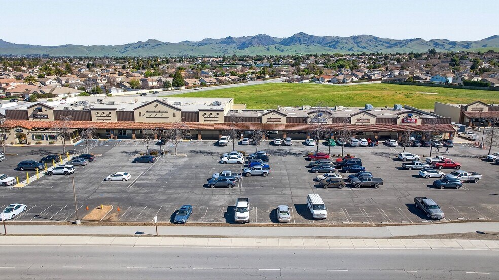 More Photos Of 1701 Airline Hwy, Hollister Freestanding For Lease