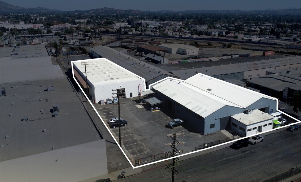 Primary Photo Of 748 N McKeever Ave, Azusa Warehouse For Sale