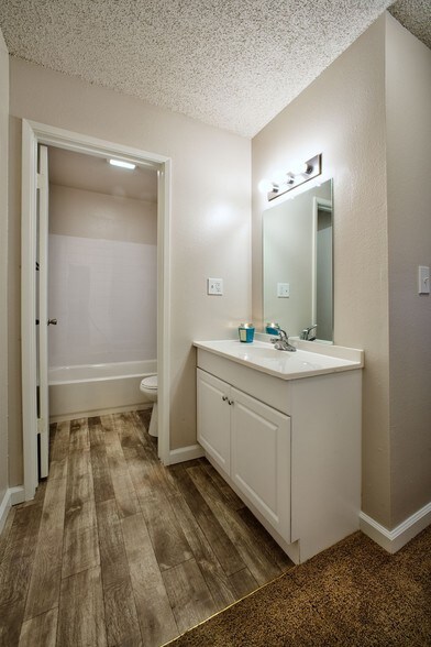 More Photos Of 1400 Fulton Ave, Sacramento Apartments For Sale