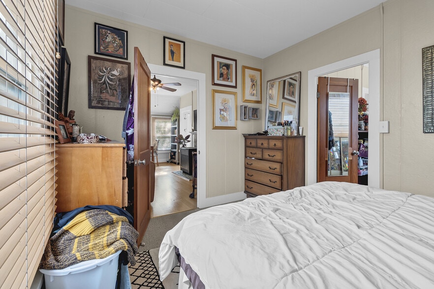 More Photos Of 883 Lighthouse Ave, Monterey General Retail For Sale