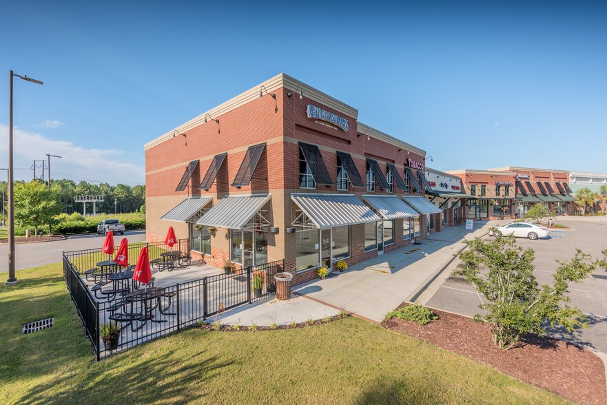 More Photos Of 201-203 Alston Blvd, Hampstead General Retail For Lease